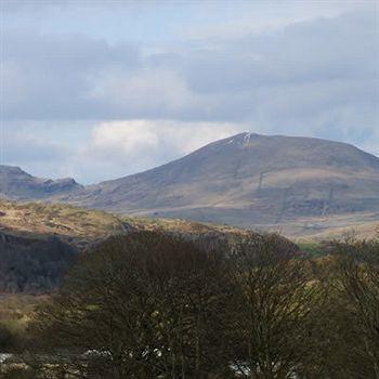 Cefn Uchaf Guesthouse Garndolbenmaen Eksteriør bilde